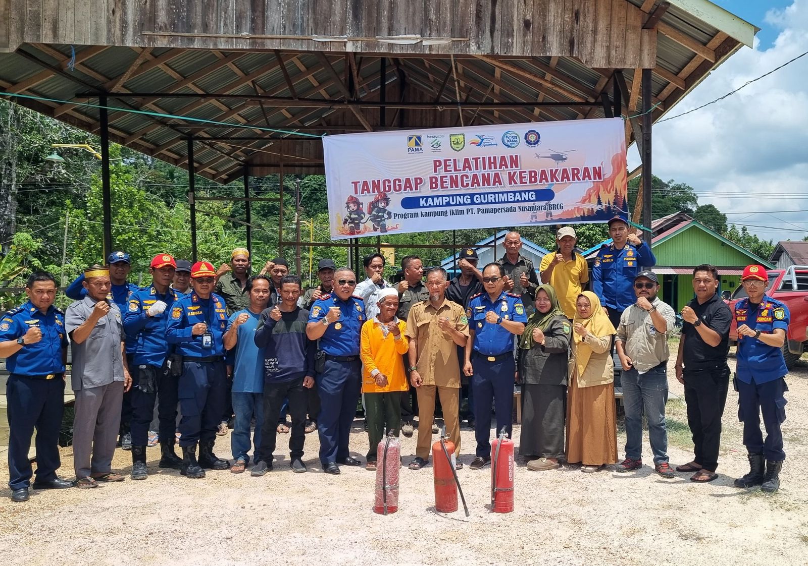 Sinergi Pama, Disdamkarmat, dan Warga Gurimbang Perkuat Pertahanan Hadapi Ancaman Kebakaran