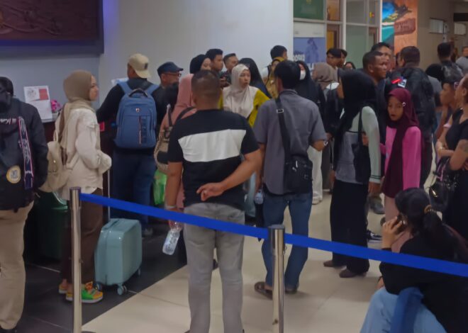 Delay 12 Jam Penumpang Mengamuk, Penerbangan ke Balikpapan Dibatalkan