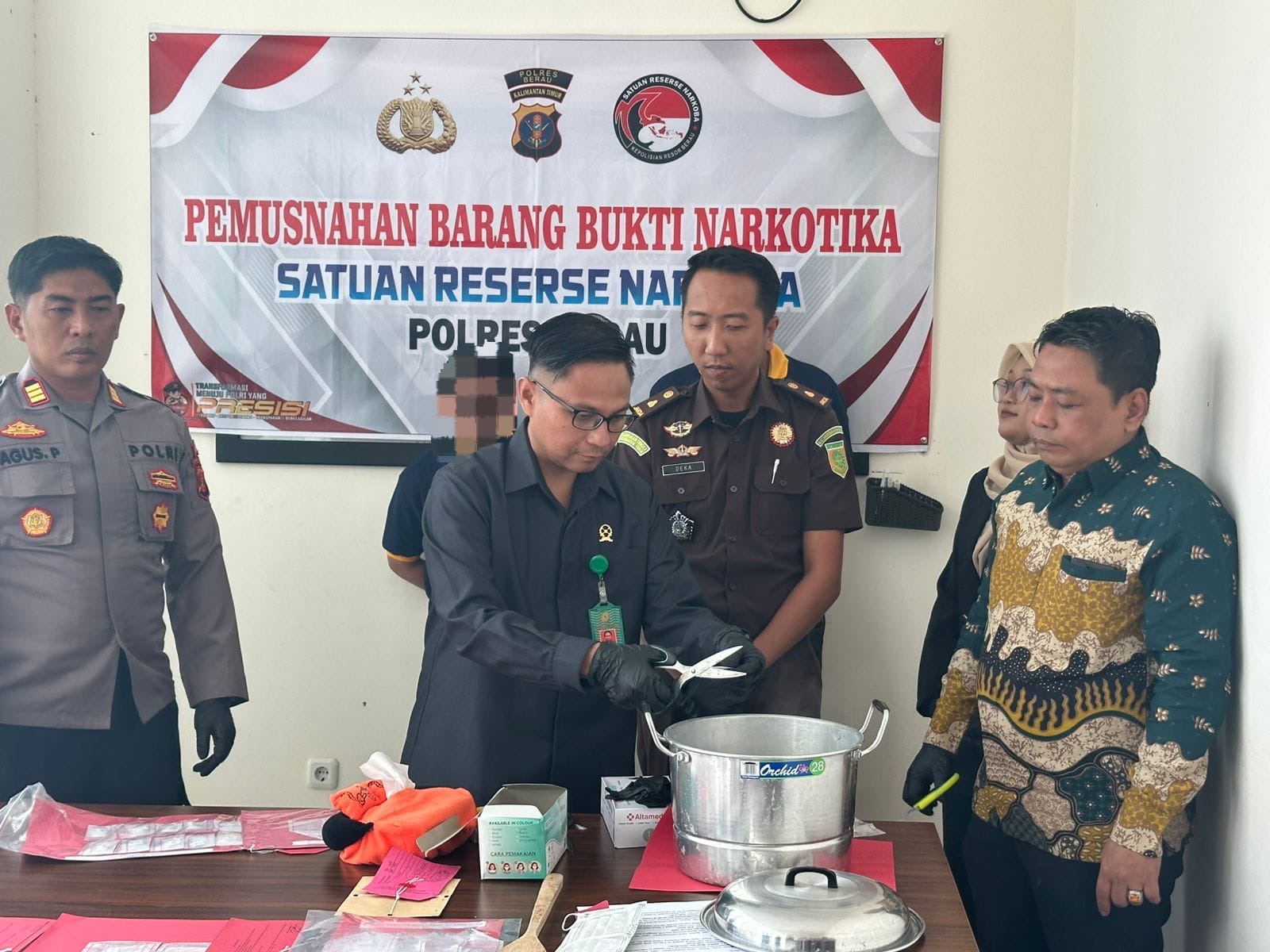 Sat Resnarkoba Polres Berau Musnahkan 28,51 Gram Sabu dari Enam Perkara