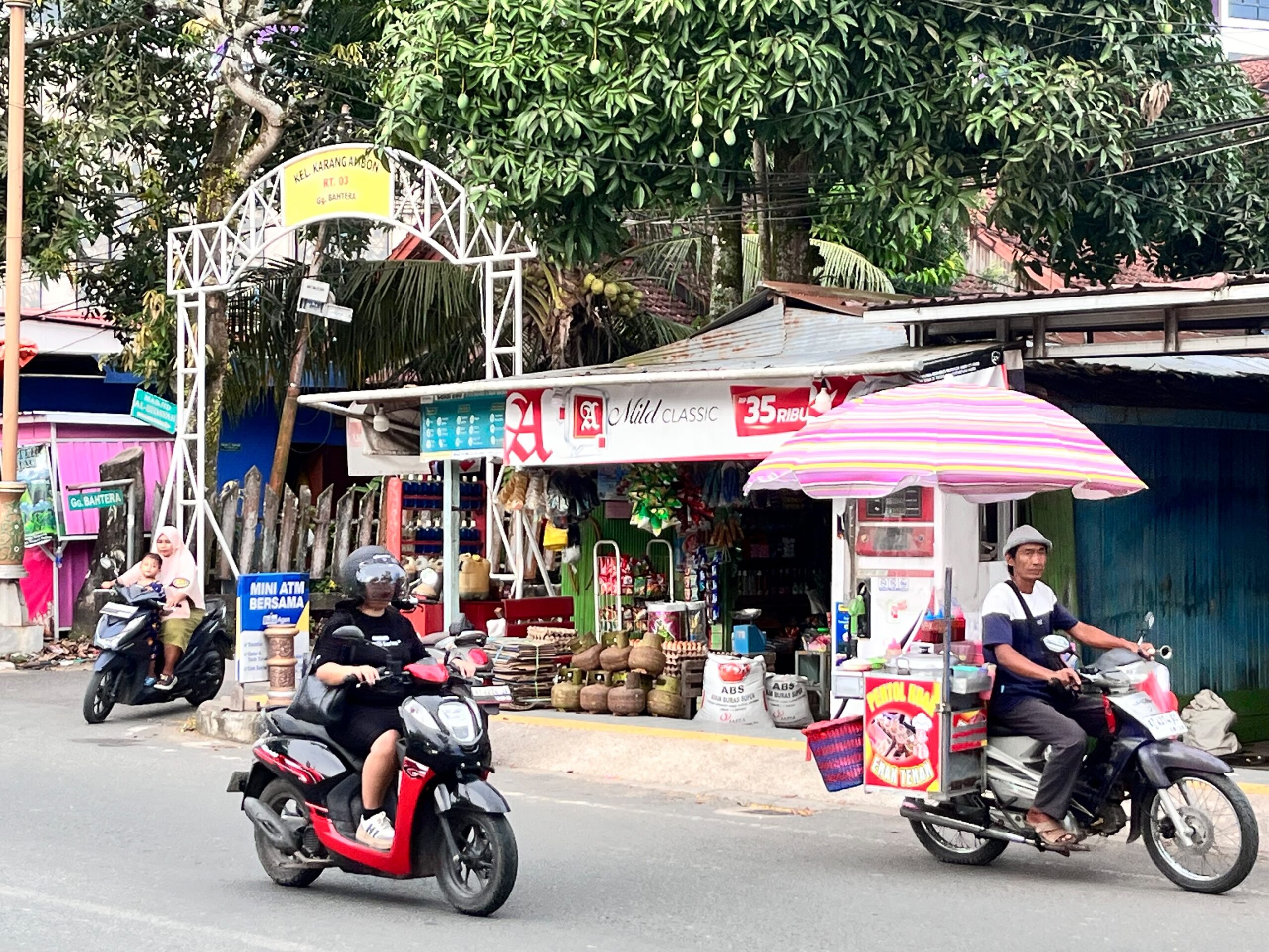 Siap-Siap Pedagang Akan Ditarik Pajak dan Trotoar Dikembalikan ke Fungsi Utama