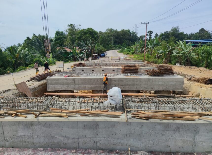 Pengerjaan Jalan Ambles Berau-Bulungan Terus Dikebut, Pengerjaan Ditarget Rampung 90 Hari