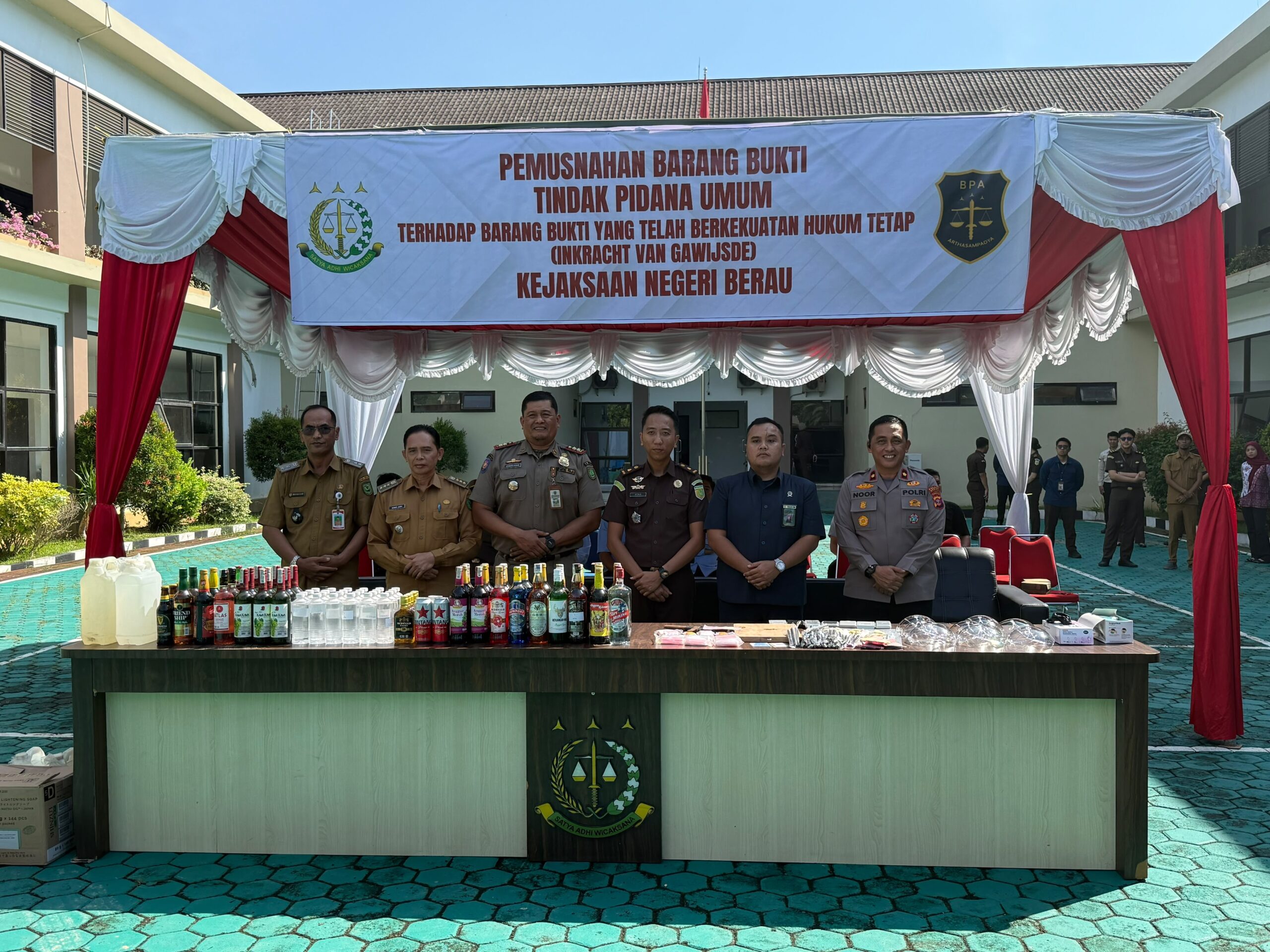 Narkoba Mendominasi, Kejari Musnahkan 130 Barang Bukti