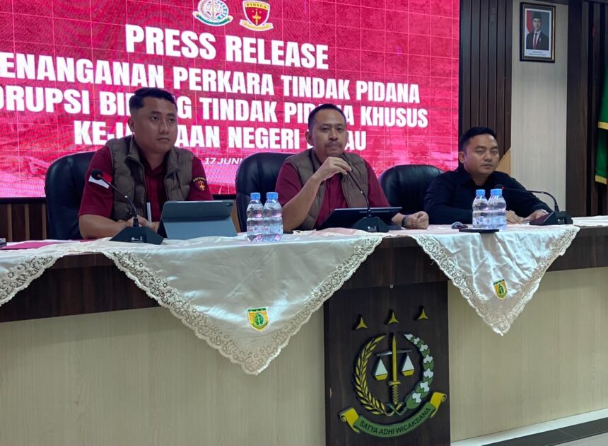 Kejari Berau Limpahkan Kasus KUR Fiktif Rp 4,4 Miliar ke Pengadilan Tipikor, Pelaku masih Dalam Perburuan